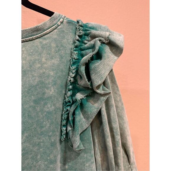 Umgee Mineral Washed French Terry Top in Green - Picture 7 of 8